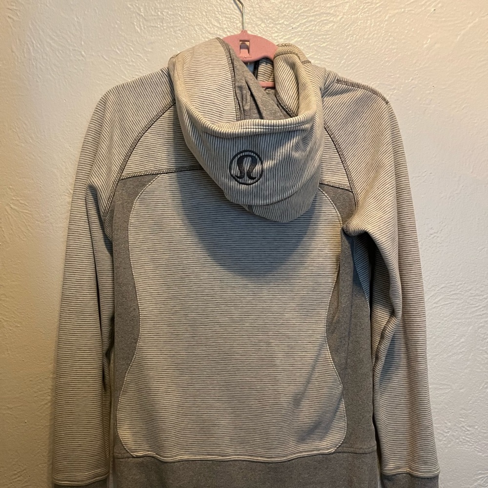 Lululemon jacket